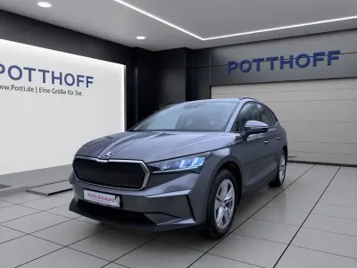Second-hand Skoda Enyaq iV Loft 108 kW (148 CP) 2023 Gri SUV