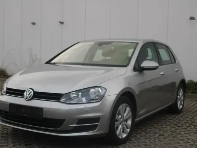 Gebraucht VW Golf VII Comfortline 125 PS (91 kW) 2017 Silber Limousine