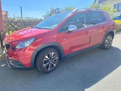 Gebraucht Peugeot 2008 Style 110 PS (80 kW) 2017 Rot SUV