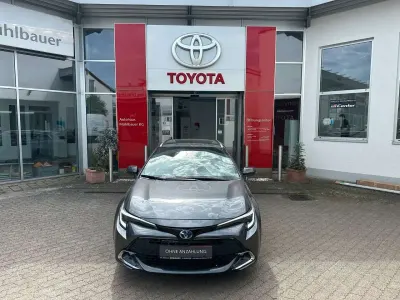 Gebraucht Toyota Corolla 178 PS (130 kW) 2025 Grau Kombi