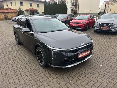 Neu Kia K4 150 PS (110 kW) 2025 (ag9) interstellar grau Limousine