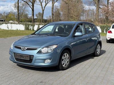 Usata Hyundai i30 90 CV (66 kW) 2008 Blu Berlina