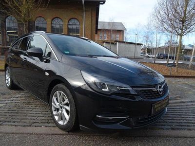 Używany Opel Astra Elegance 122 KM (89 kW) 2022 Czarny Kombi