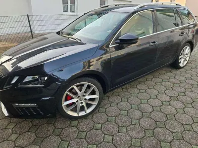 Gebraucht Skoda Octavia RS 184 PS (135 kW) 2017 Schwarz Kombi
