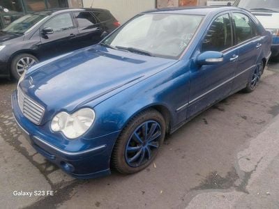Gebraucht Mercedes C280 231 PS (169 kW) 2005 Blau Limousine