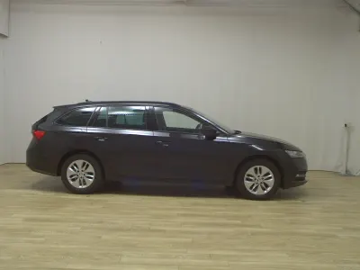 Gebraucht Skoda Octavia Ambition 150 PS (110 kW) 2023 Schwarz Kombi