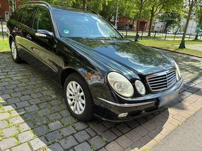Mercedes E240