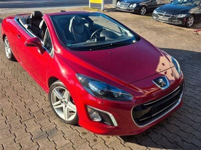 Gebraucht Peugeot 308 CC Allure 156 PS (114 kW) 2015 Rot Cabrio