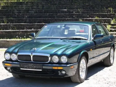 Gebraucht Jaguar XJ Executive 284 PS (208 kW) 2000 Emerald green Limousine