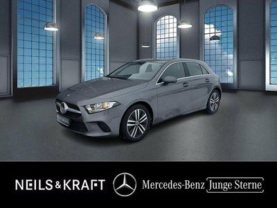Grau Gebraucht 2020 Mercedes A200 Progressive Limousine | 21.240 € (Fairer Preis)