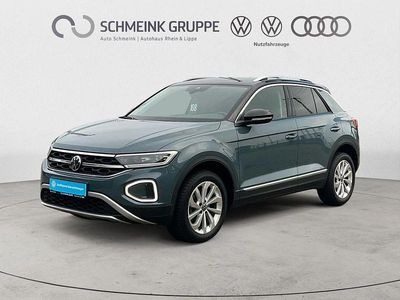 Second-hand VW T-Roc Style 150 CP (110 kW) 2024 Albastru SUV