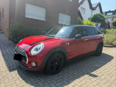 Gebraucht Mini Cooper Clubman Sport 136 PS (100 kW) 2017 Rot Kombi