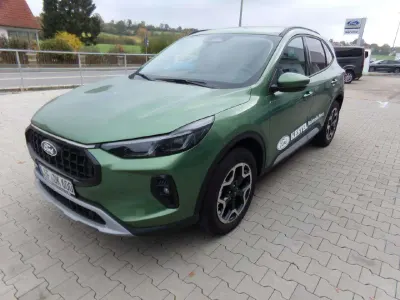 Gebraucht Ford Kuga Active 152 PS (111 kW) 2024 Bursting green SUV