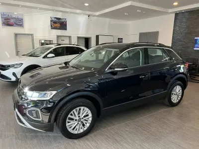 Gebraucht VW T-Roc 150 PS (110 kW) 2022 Schwarz SUV