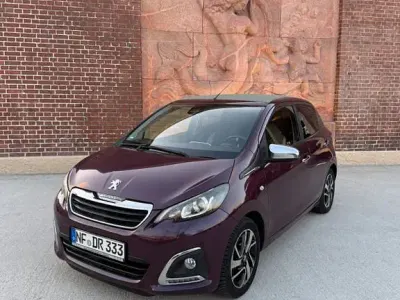 Occasion Peugeot 108 Allure 69 PK (50 kW) 2017 Paars Sedan