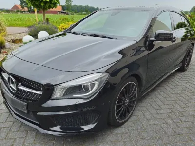 Gebraucht Mercedes CLA200 AMG line 136 PS (100 kW) 2015 Schwarz Coupé