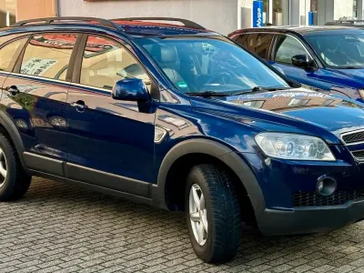 Gebraucht Chevrolet Captiva 140 PS (102 kW) 2009 Blau SUV