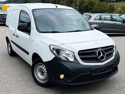 Mercedes Citan 109