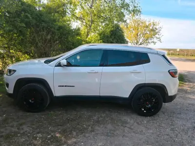 Gebraucht Jeep Compass Limited 170 PS (125 kW) 2018 Weiß SUV