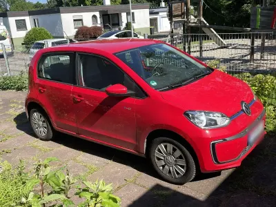 Gebraucht VW e-up! Style 61 kW (83 PS) 2020 Rot Kleinwagen