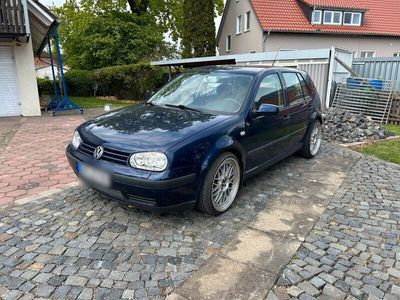 gebraucht VW Golf IV mit tüv 01.25