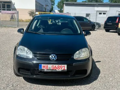 Gebraucht VW Golf IV Trendline 75 PS (55 kW) 2005 Schwarz Limousine