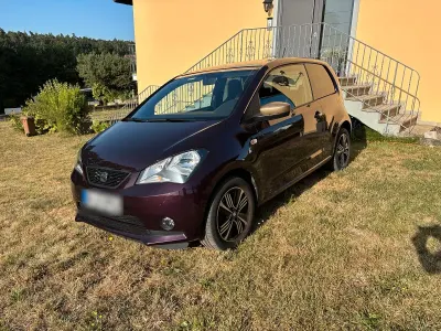Gebraucht Seat Mii Cosmopolitan 60 PS (44 kW) 2017 Violet Kleinwagen