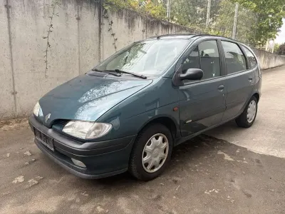 Gebraucht Renault Mégane GrandTour 90 PS (66 kW) 1999 Kombi