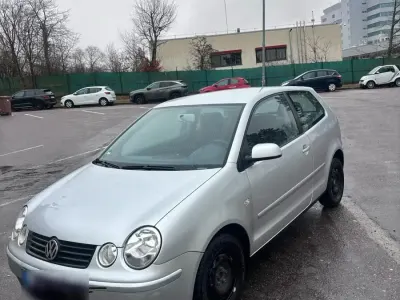 Gebraucht VW Polo 75 PS (55 kW) 2004 Silber Kleinwagen