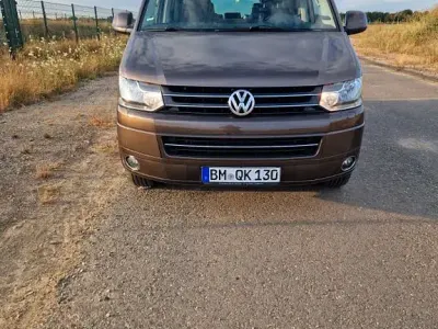 Gebraucht VW Multivan 179 PS (131 kW) 2010 Braun Van / Kleinbus