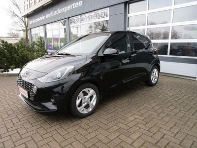 Gebraucht Hyundai i10 Edition 30 67 PS (49 kW) 2021 Schwarz Kleinwagen