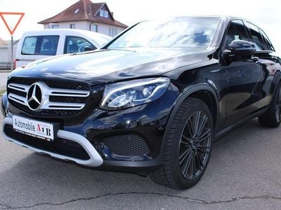 Second-hand Mercedes GLC250 211 CP (155 kW) 2018 Negru SUV