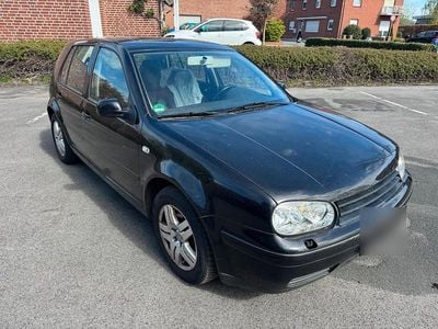 Gebraucht VW Golf IV 116 PS (85 kW) 2000 Schwarz Kleinwagen