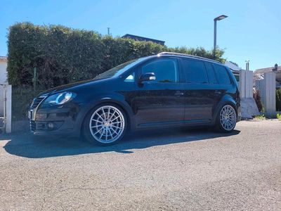 Schwarz Gebraucht 2007 VW Touran Cross Van / Kleinbus | 4.500 € (Etwas zu teuer)