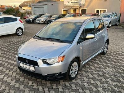 Gebraucht Mitsubishi Colt 75 PS (55 kW) 2012 Silber Kleinwagen