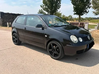 Gebraucht VW Polo 75 PS (55 kW) 2005 Schwarz Kleinwagen