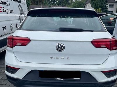Second-hand VW T-Roc Style 116 CP (85 kW) 2019 Alb SUV