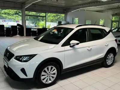 Gebraucht Seat Arona Style 95 PS (69 kW) 2023 Weiß SUV