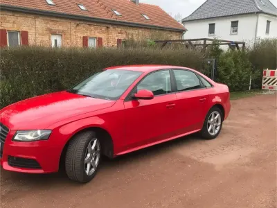 Gebraucht Audi A4 143 PS (105 kW) 2011 Rot Limousine