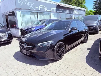 Gebraucht Mercedes C200 Avantgarde 204 PS (150 kW) 2021 Schwarz Kombi