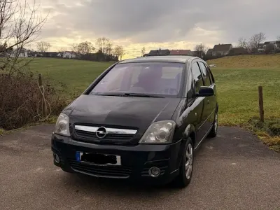 Gebraucht Opel Meriva 92 PS (67 kW) 2009 Schwarz Van / Kleinbus