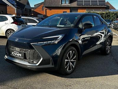 Neu Toyota C-HR Team 223 PS (164 kW) 2025 Blau SUV