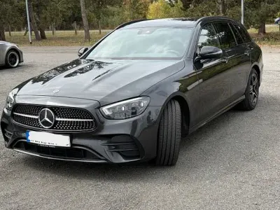 Gebraucht Mercedes E400 AMG line 330 PS (242 kW) 2023 Grau Limousine
