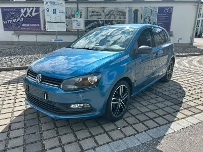 Gebraucht VW Polo Comfortline 60 PS (44 kW) 2015 Blau Kleinwagen