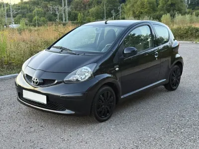 Gebraucht Toyota Aygo Cool 68 PS (50 kW) 2008 Schwarz Kleinwagen
