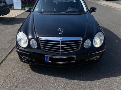 Mercedes E280