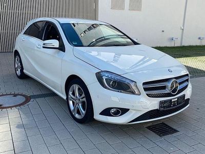 Second-hand Mercedes A200 156 CP (114 kW) 2015 Alb Berlinǎ