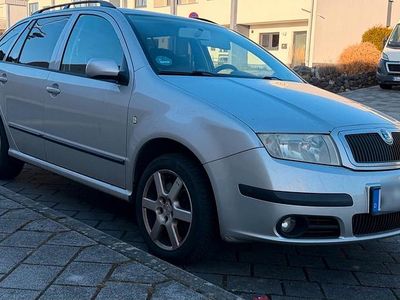 Silber Gebraucht 2006 Skoda Fabia Kombi | 1.990 € (Etwas zu teuer)