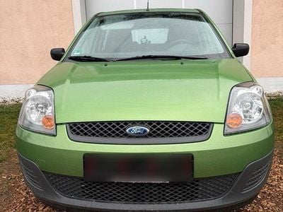 Gebraucht Ford Fiesta 75 PS (55 kW) 2006 Grün Kleinwagen