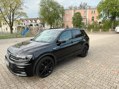 Gebraucht VW Tiguan R-line 239 PS (175 kW) 2020 Schwarz SUV